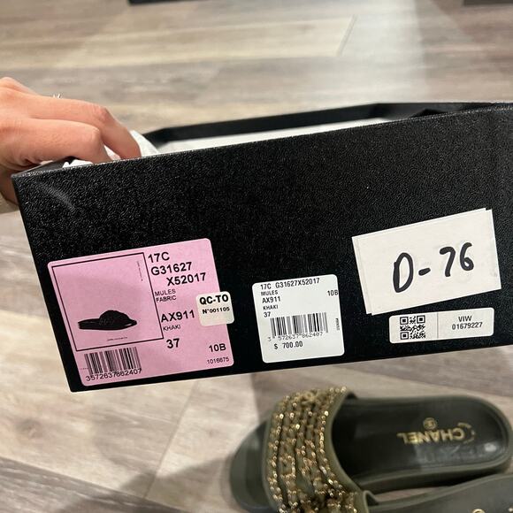 Chanel CC Interlocking Chain Khaki Mule Slides EU 38 - Picture 6 of 7